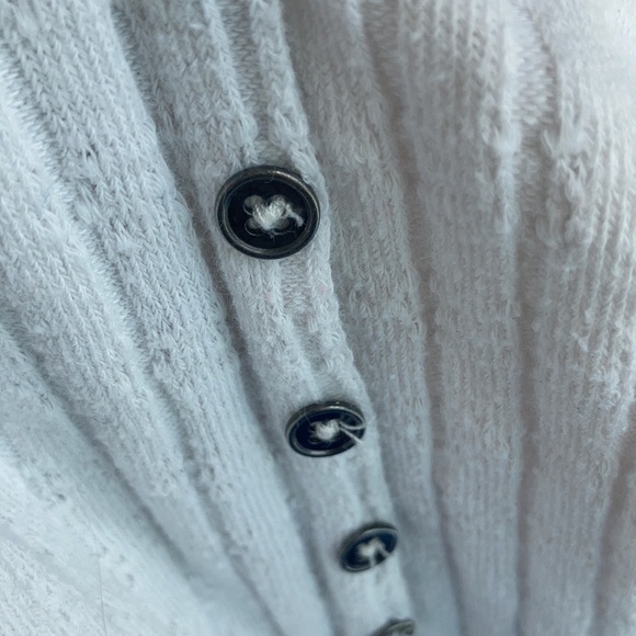 American Eagle white button up tank - Picture 4 of 4